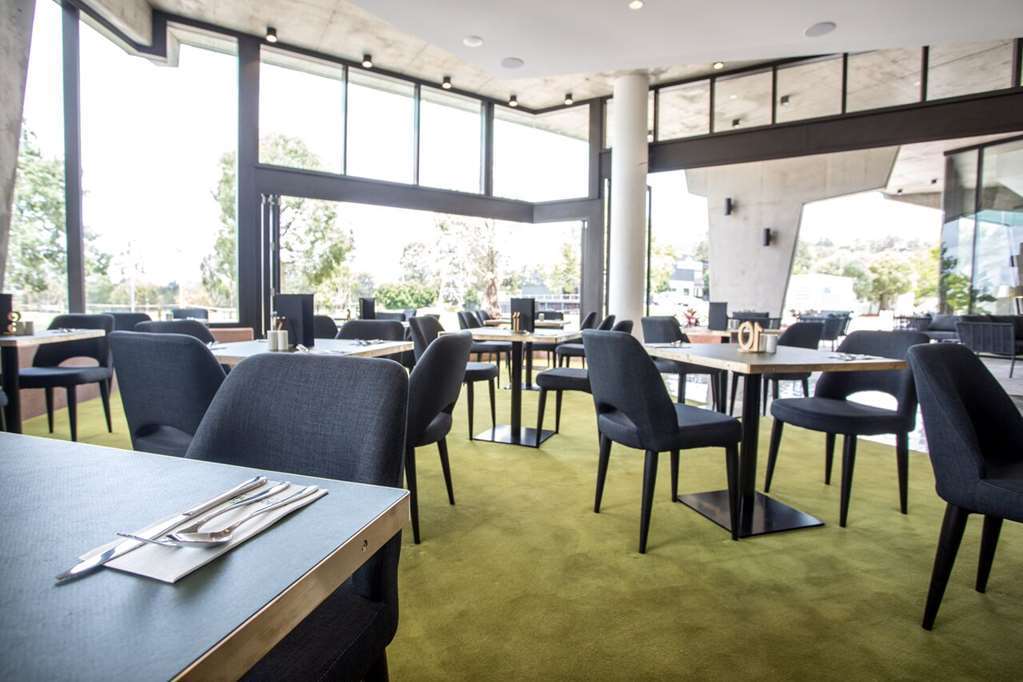 Eatons Hill Hotel Brisbane Restaurant photo